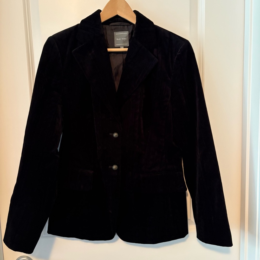 Marc Aurel Velvet Blazer
